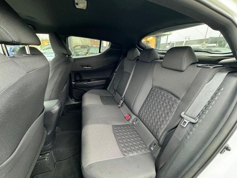 Toyota C-HR C-HR 2.0 Hybrid E-CVT Comfort