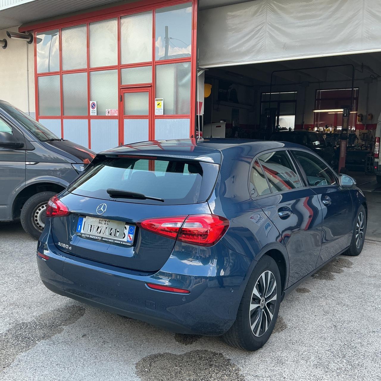 Mercedes-benz A 180 d Business
