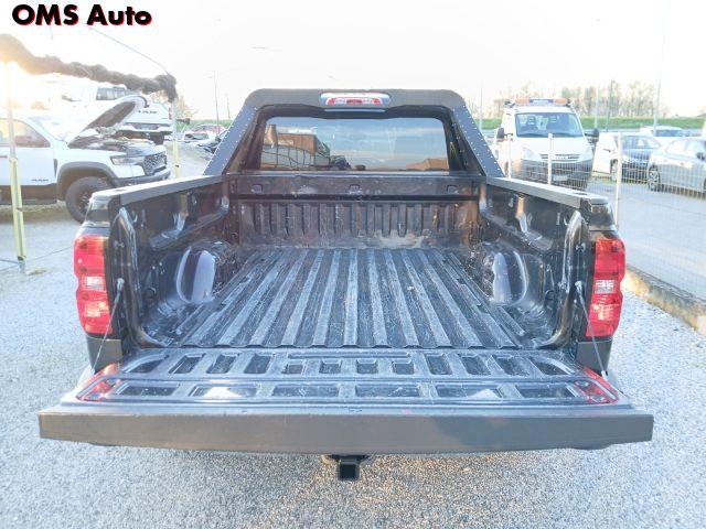 CHEVROLET Silverado LT 5.3 L V8 EcoTec3