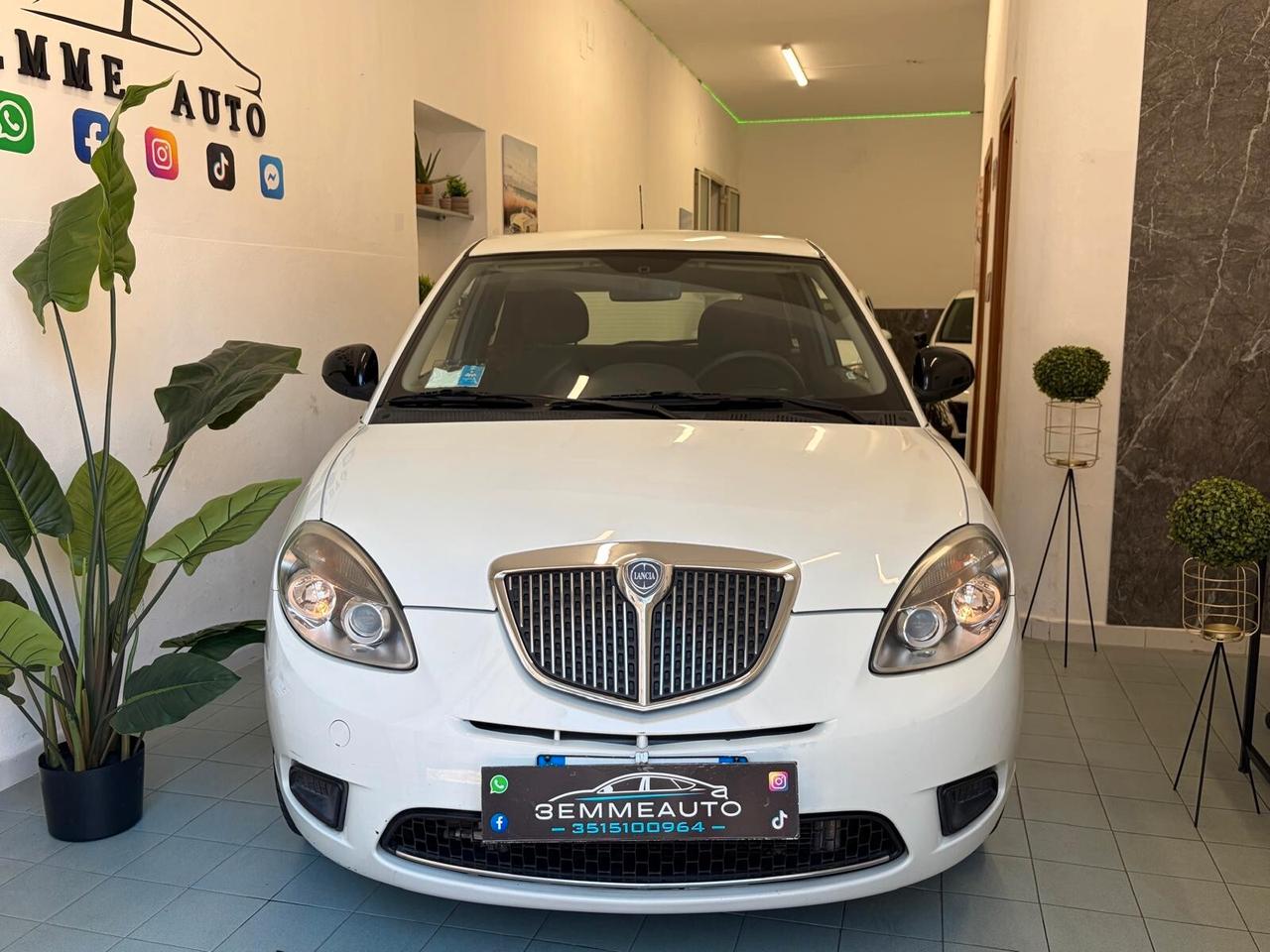 Lancia Ypsilon DIVA 1.2 EURO5 12 MESI DI GARANZIA