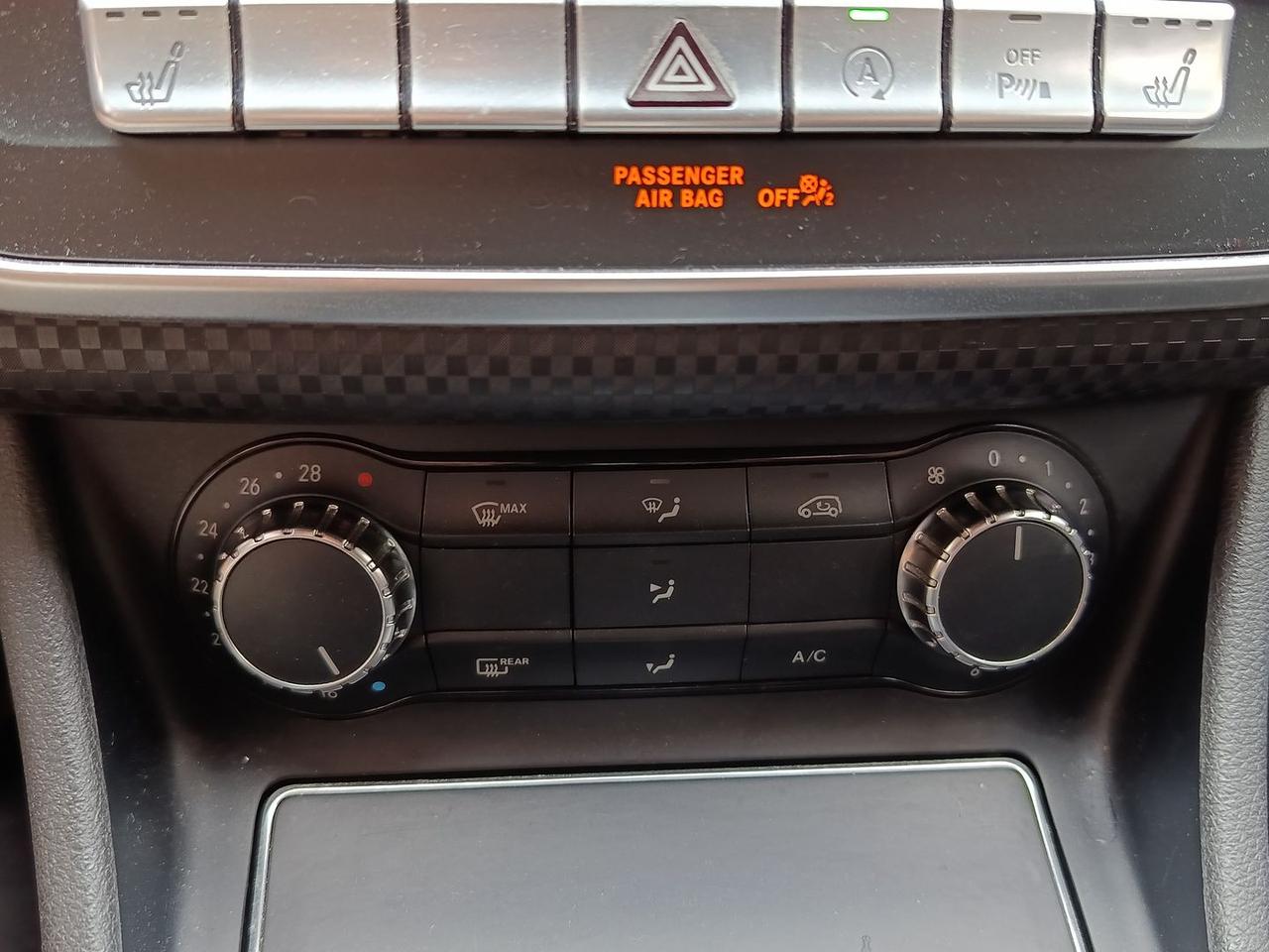 Mercedes-Benz A 180 Night Edition #6499