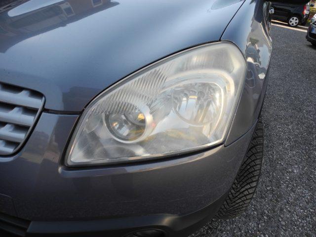 NISSAN Qashqai 2.0 16v 4WD autom. -OK NEOPATENTATI- LEGGERE NOTE
