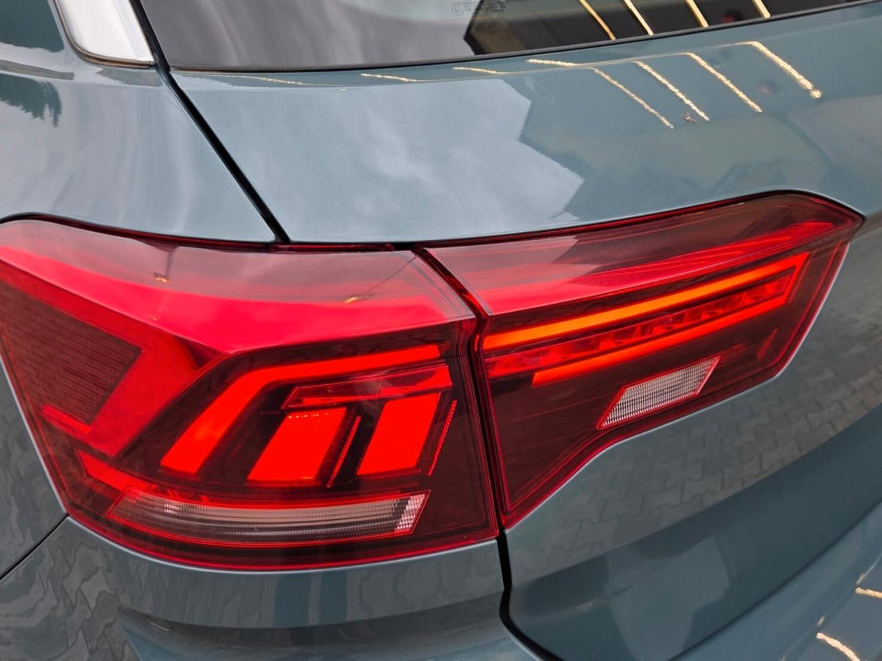 VOLKSWAGEN T-ROC 2.0 TDI 116 cv BICOLOR
