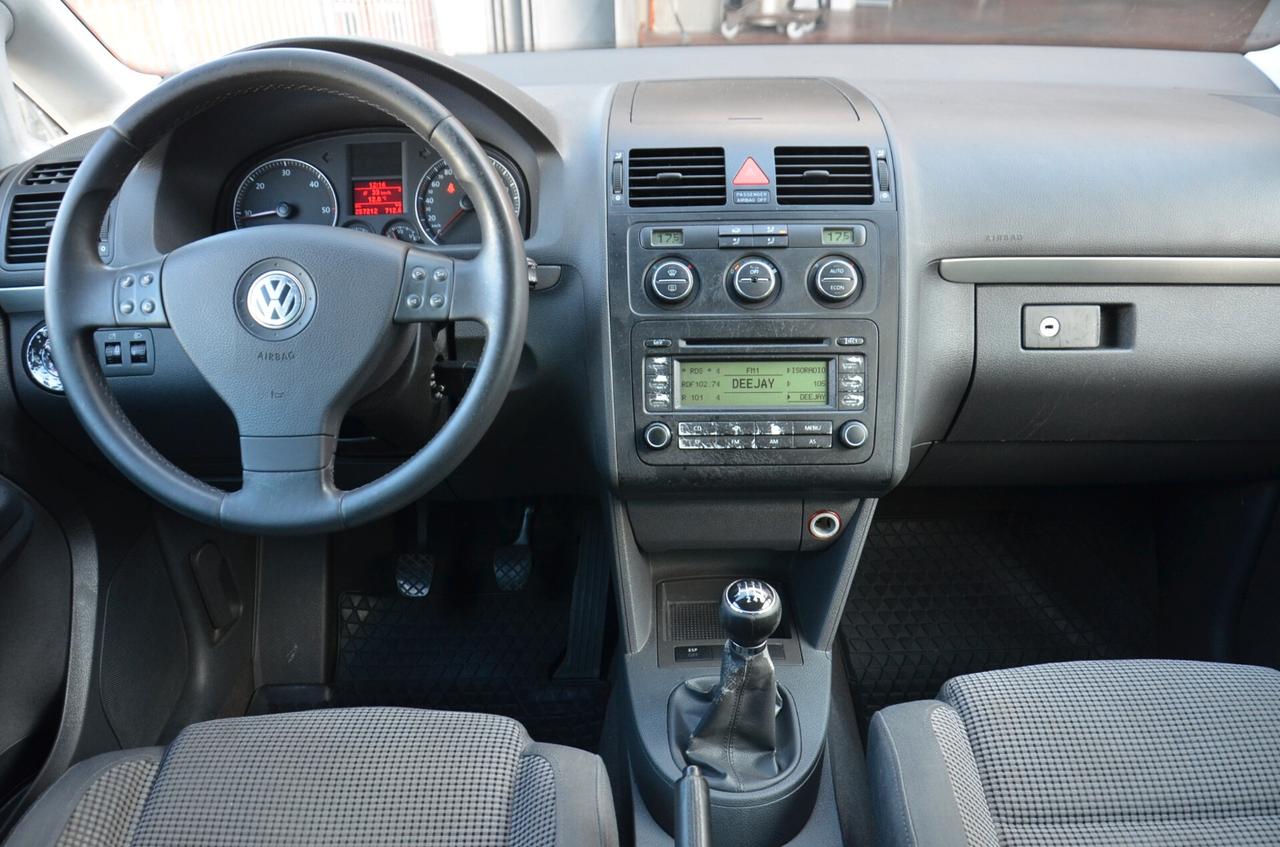 Volkswagen Touran 2.0 TDI 136CV Highline