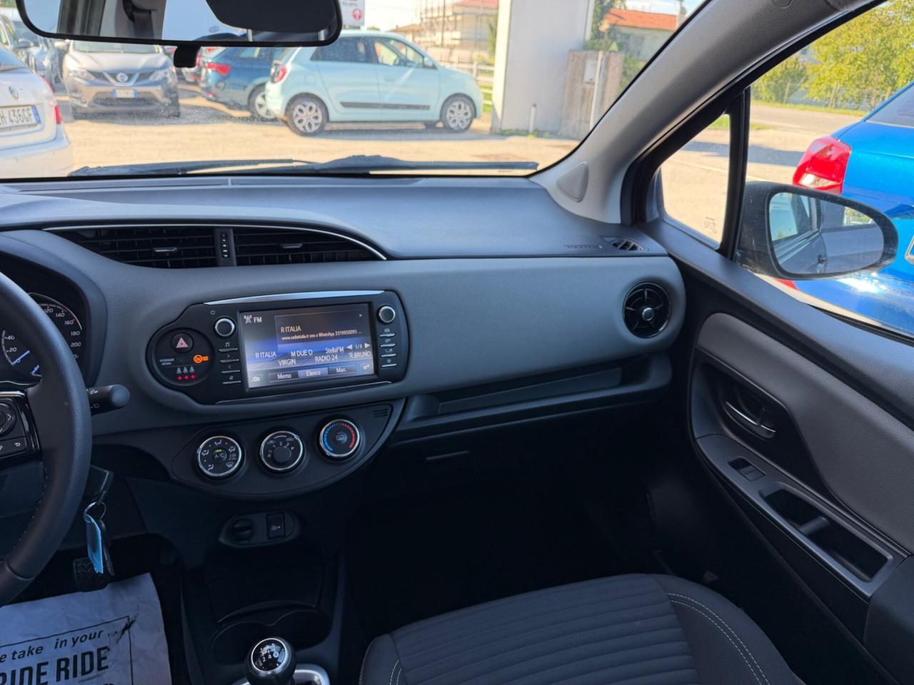 Toyota Yaris 1.0 Benzina Neopatentati