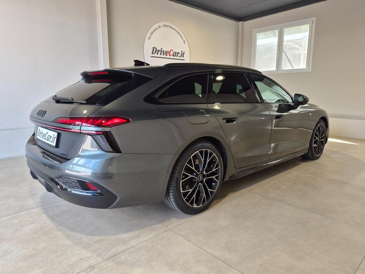 Audi A6 AVANT *NEW GENERETION* S LINE EDITION TDI S-TRONIC TETTO MATRIX DISPLAY PASS. 360° AUTO UFFICIALE AUDI 1 PROPRIETARIO
