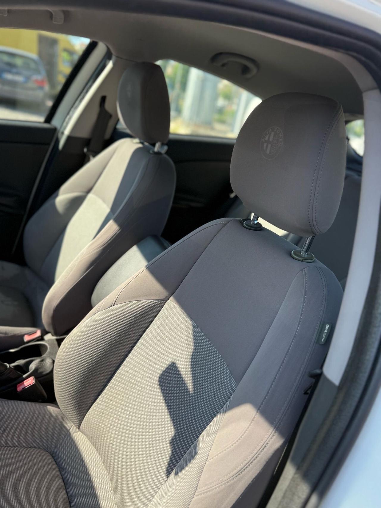 Alfa Romeo Giulietta 1.6 JTDm-2 105 CV Distinctive