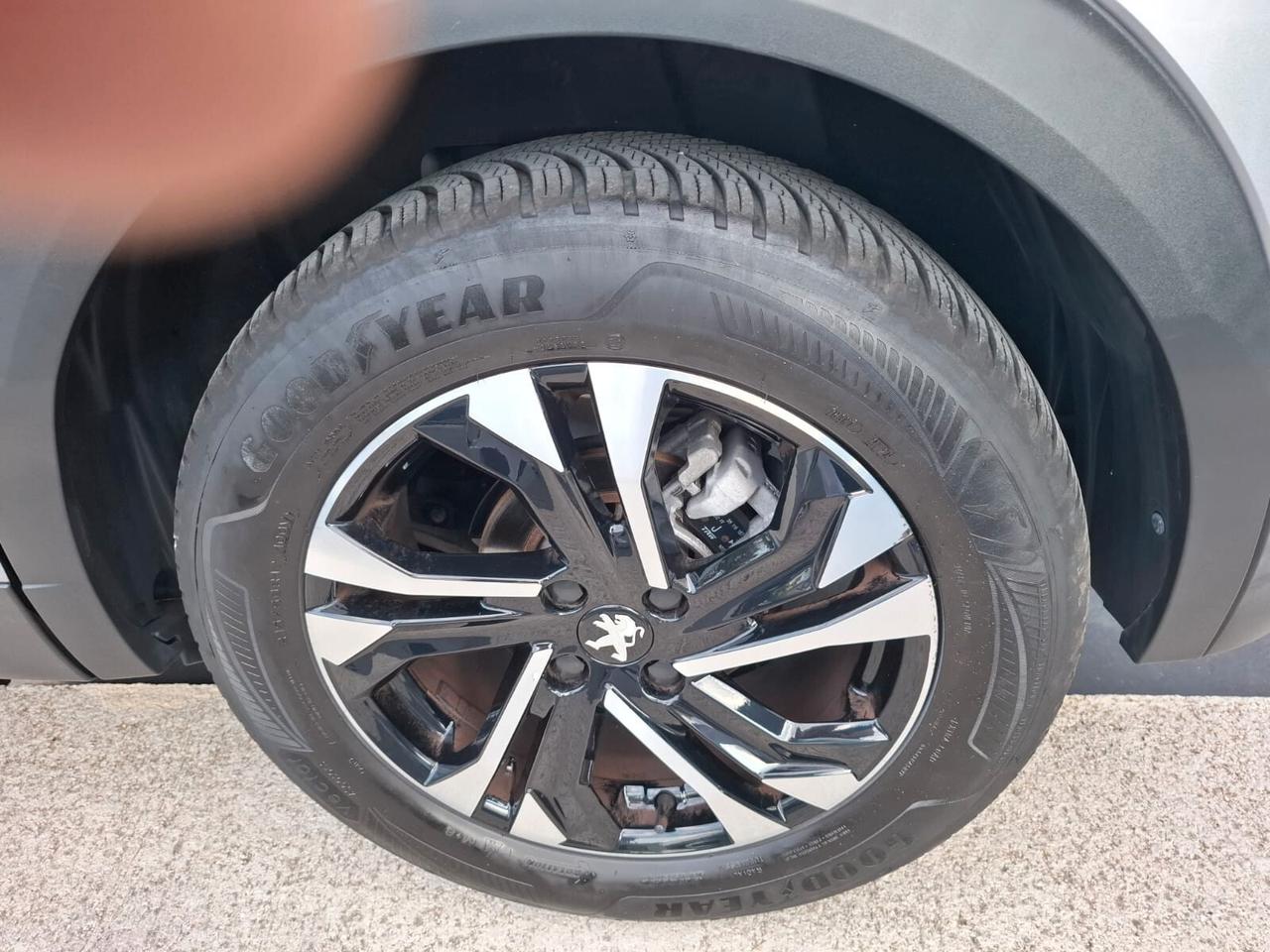 PEUGEOT 2008 1.2 PURETECH 130 CV GT-LINE
