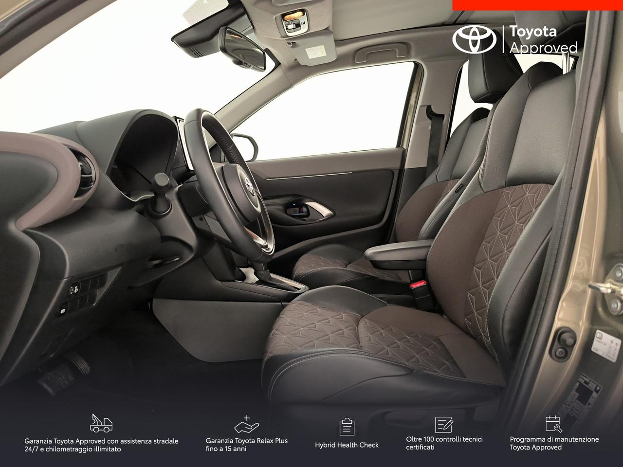 Toyota yaris cross 1.5h lounge awd-i 116cv e-cvt