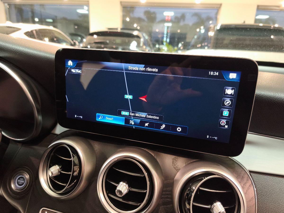 MERCEDES GLC 220 d 4Matic Premium Plus AMG Luci Ambient Gancio