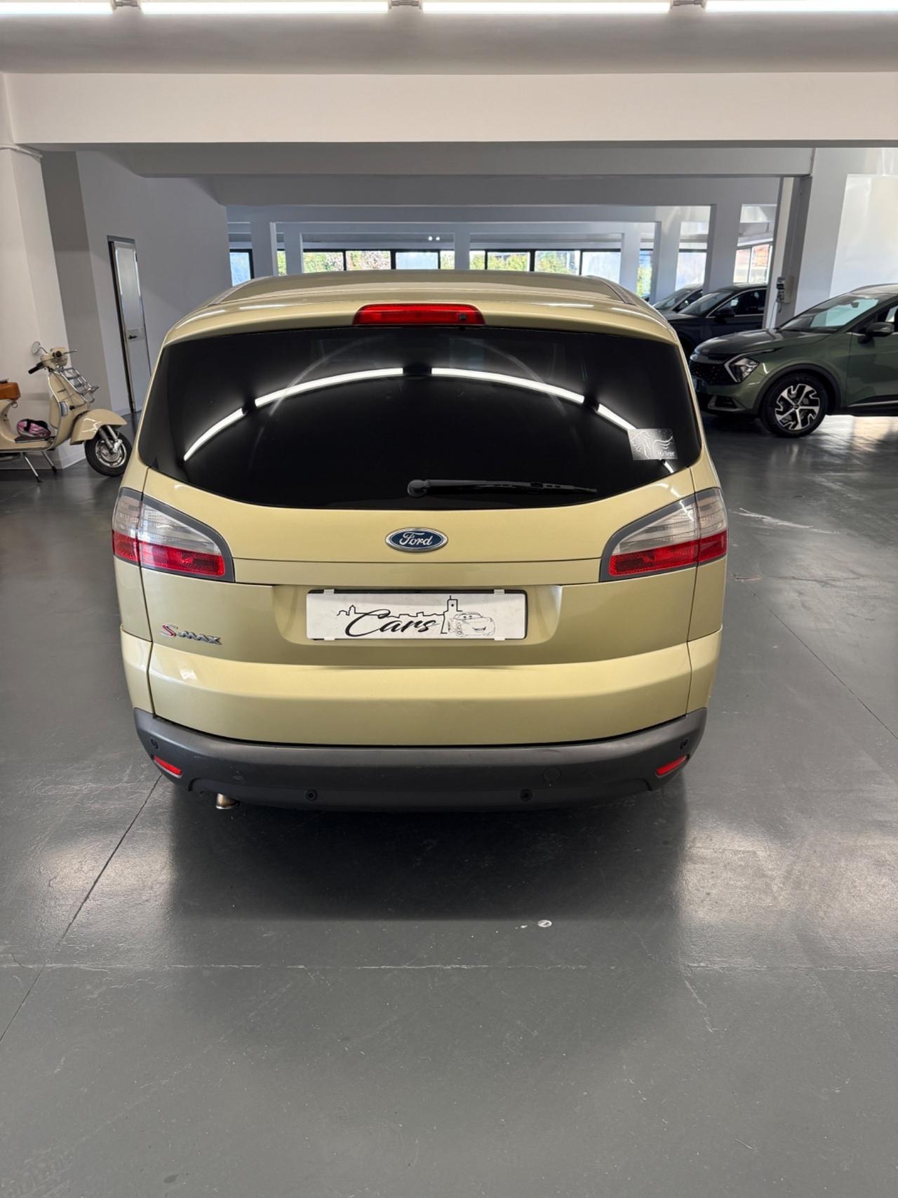 Ford S-Max 2.0 TDCi 140CV Titanium