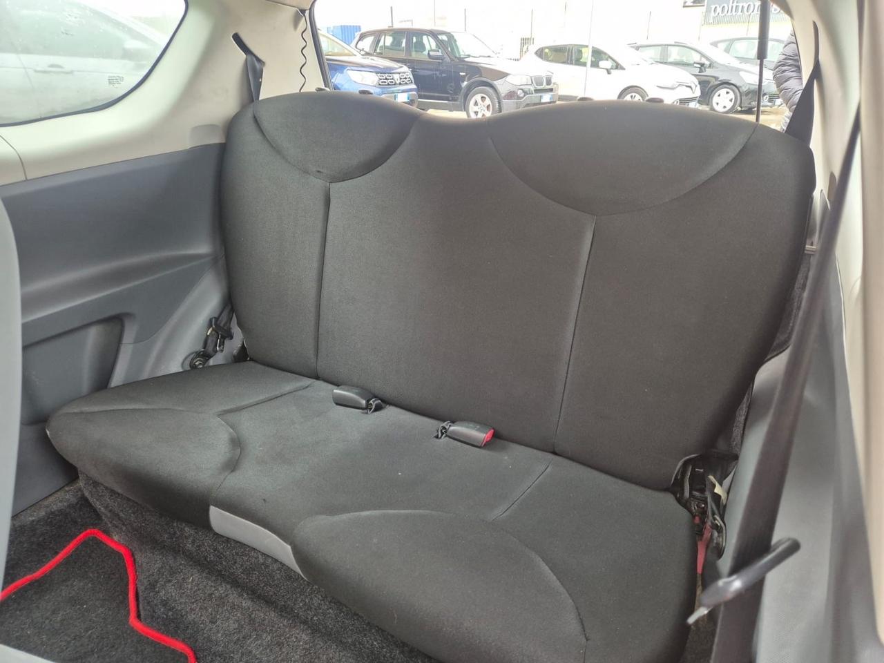 Toyota Aygo 1.0 12V VVT-i 3 porte Sol