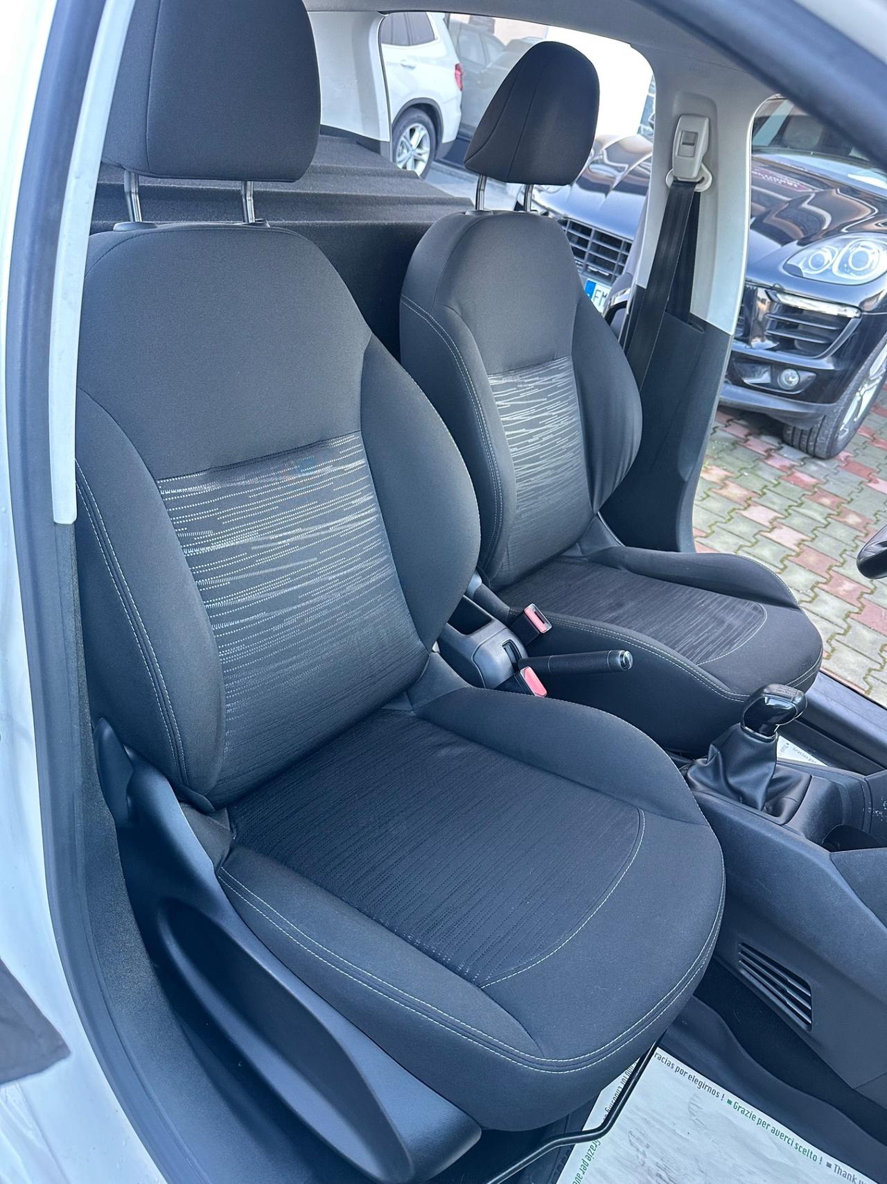 Peugeot 208 1.4 HDi 68 CV 5 porte Van