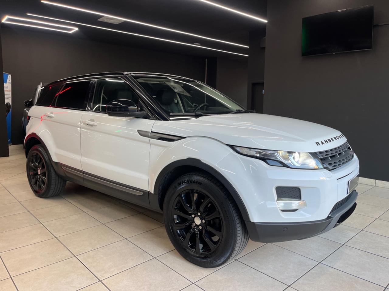 Range Rover Evoque 2.2 TD4 5p. Pure Tech Pack