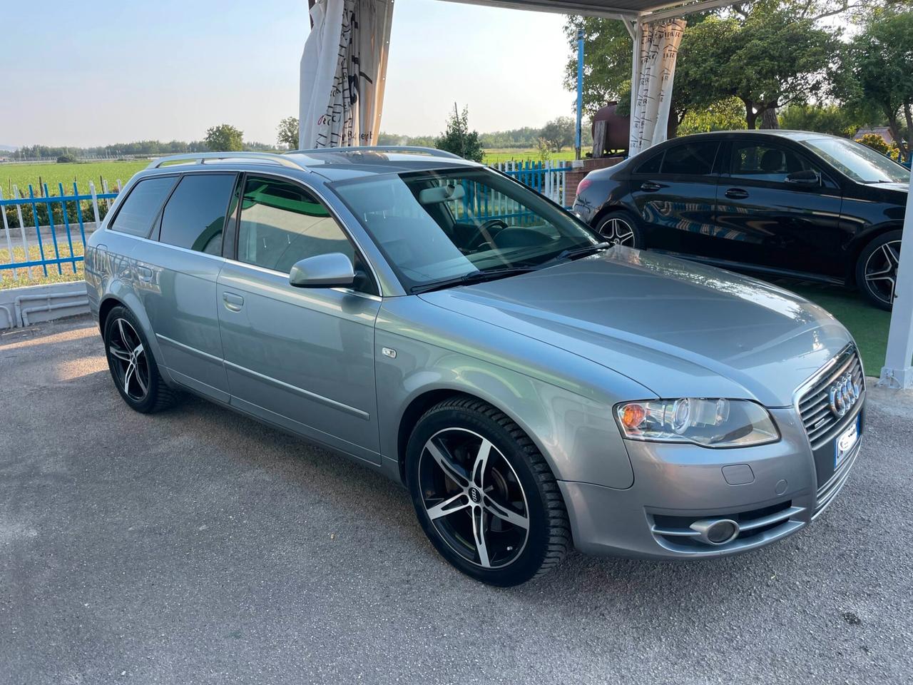 Audi A4 3.0 V6 TDI Avant quattro Sport S TRONIC