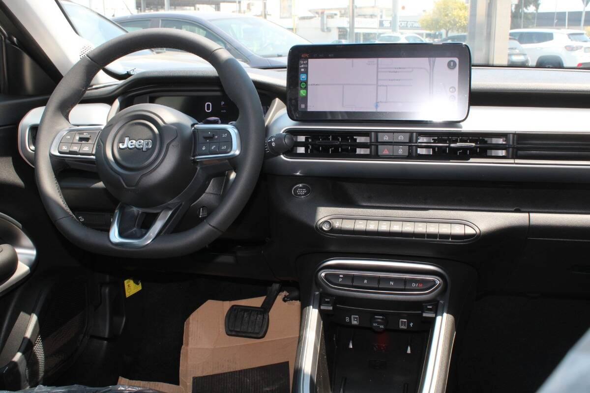 Jeep Avenger 1.2 t. e-hybrid Summit fwd 110cv AUTO con CarPlay