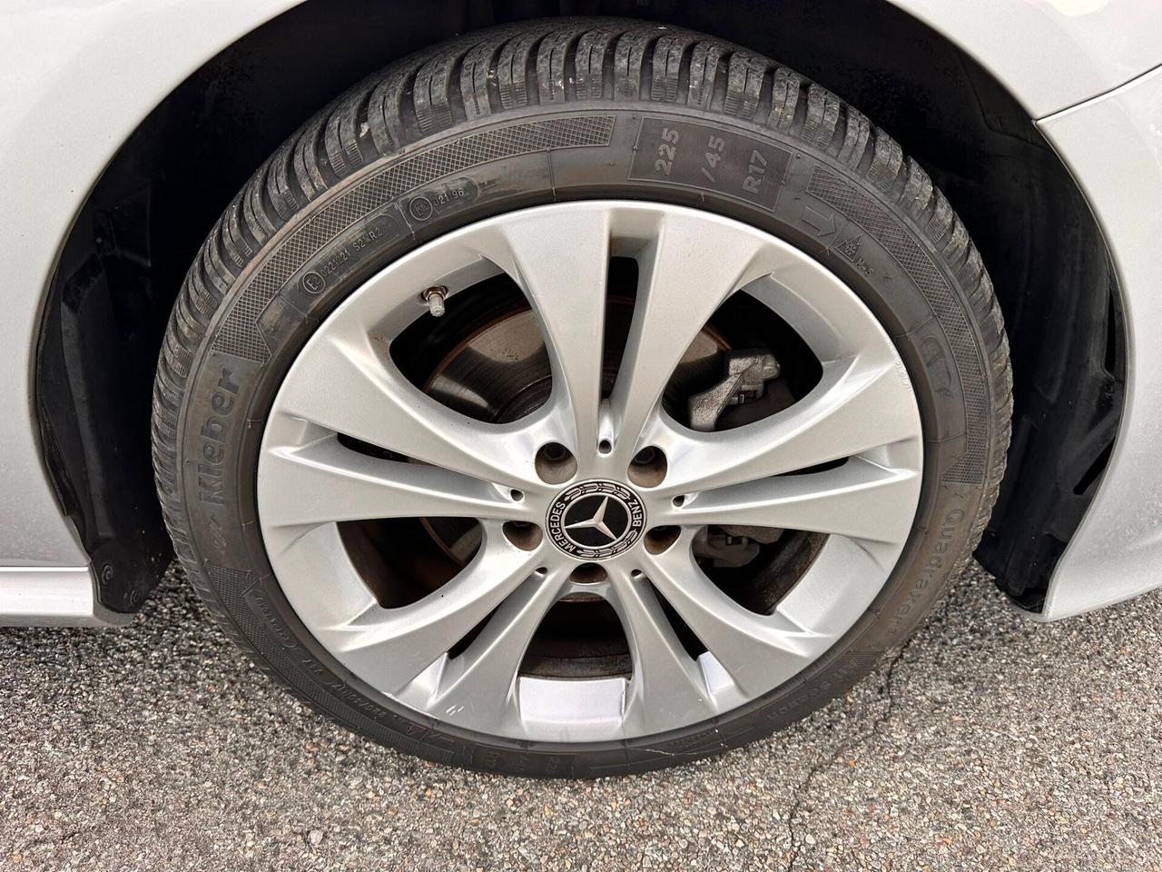 Mercedes-benz B 200 180 d Automatic Sport