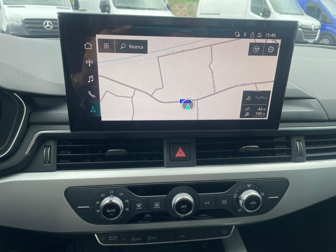 Audi A4 Avant 30 TDI/136 CV S tronic Business