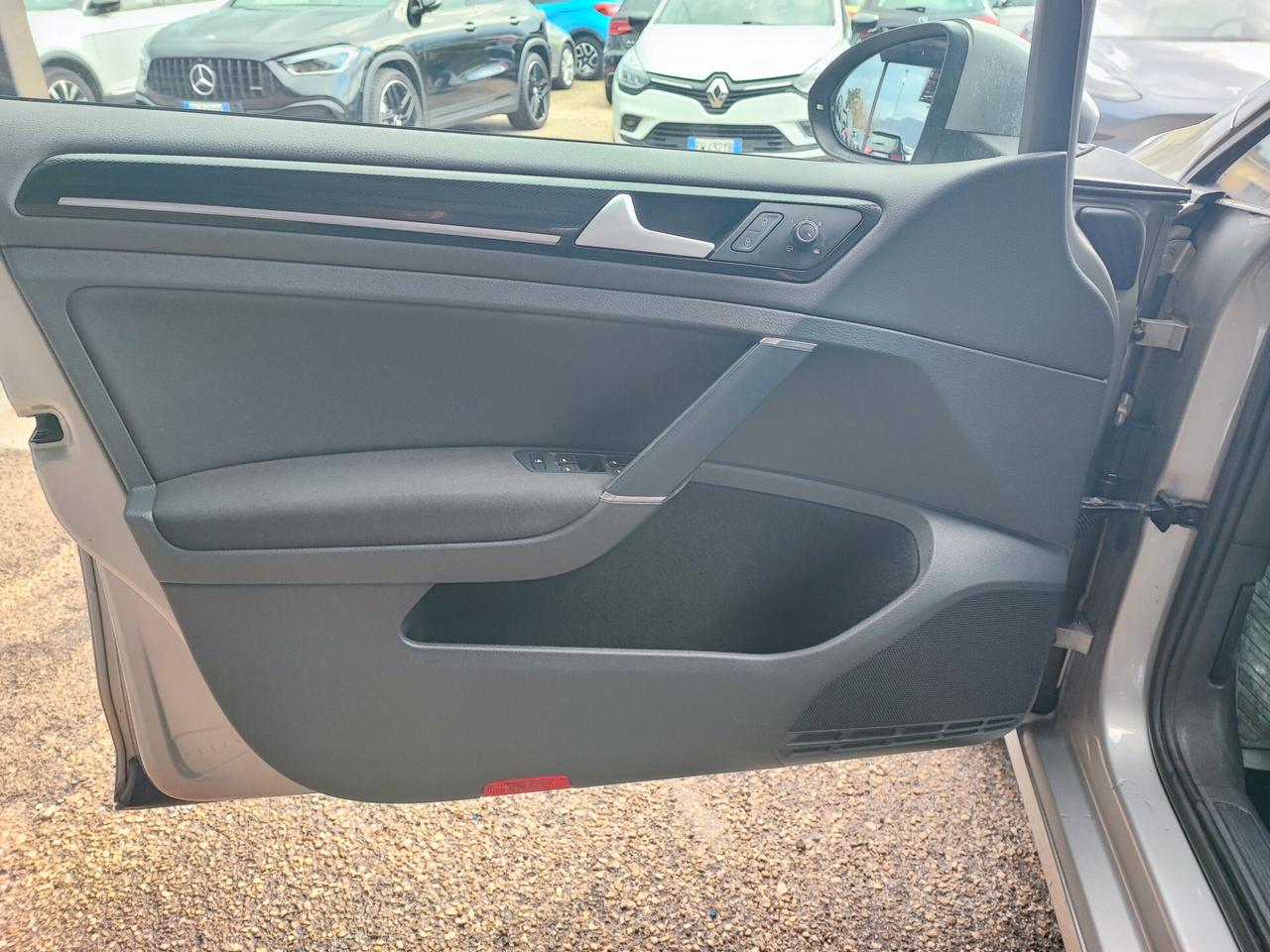 Volkswagen Golf 1.6 TDI 5p. Highline BlueMotion Technology