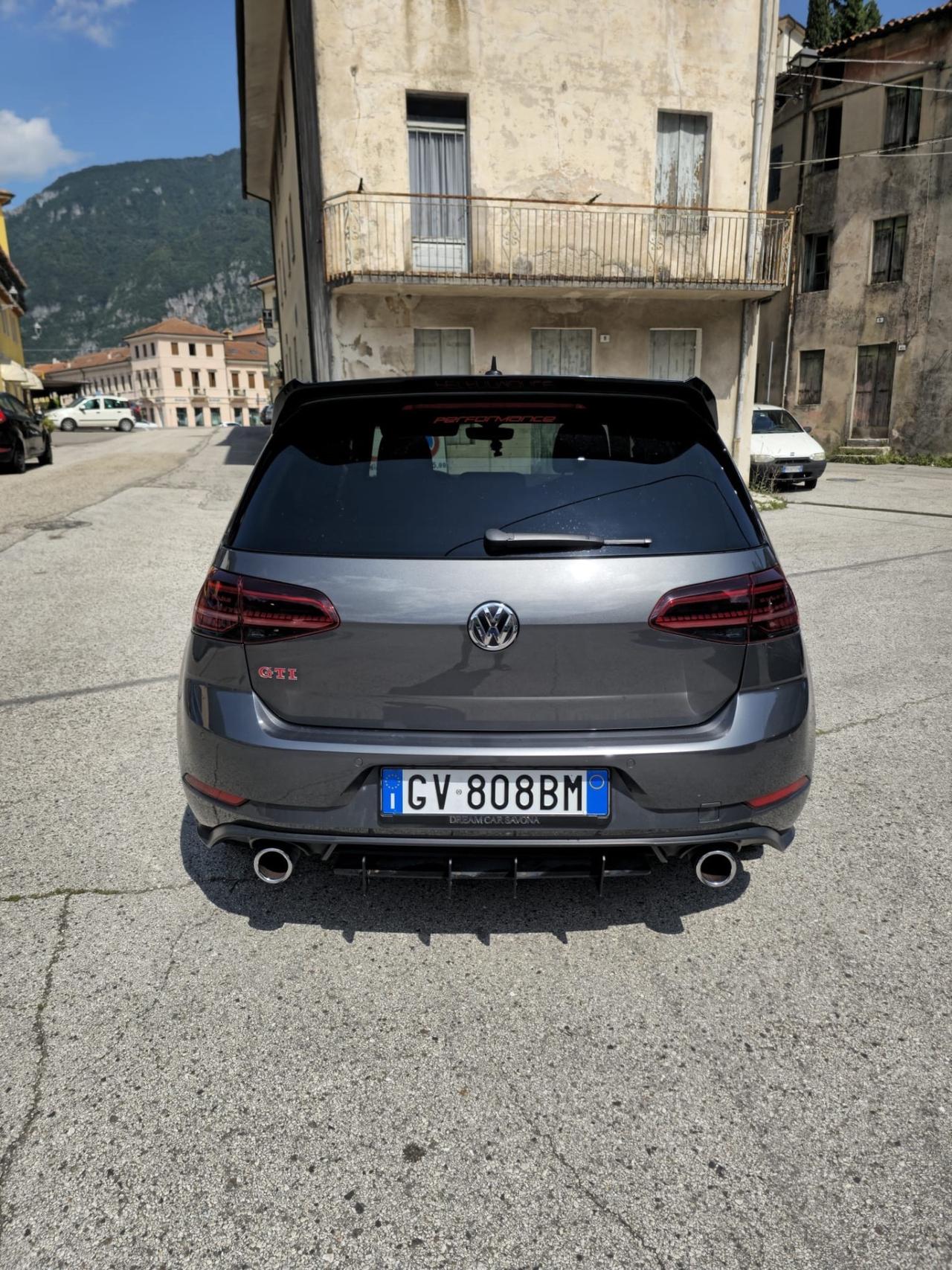 Volkswagen Golf R 2.0 TSI DSG 4MOTION 5p. BMT