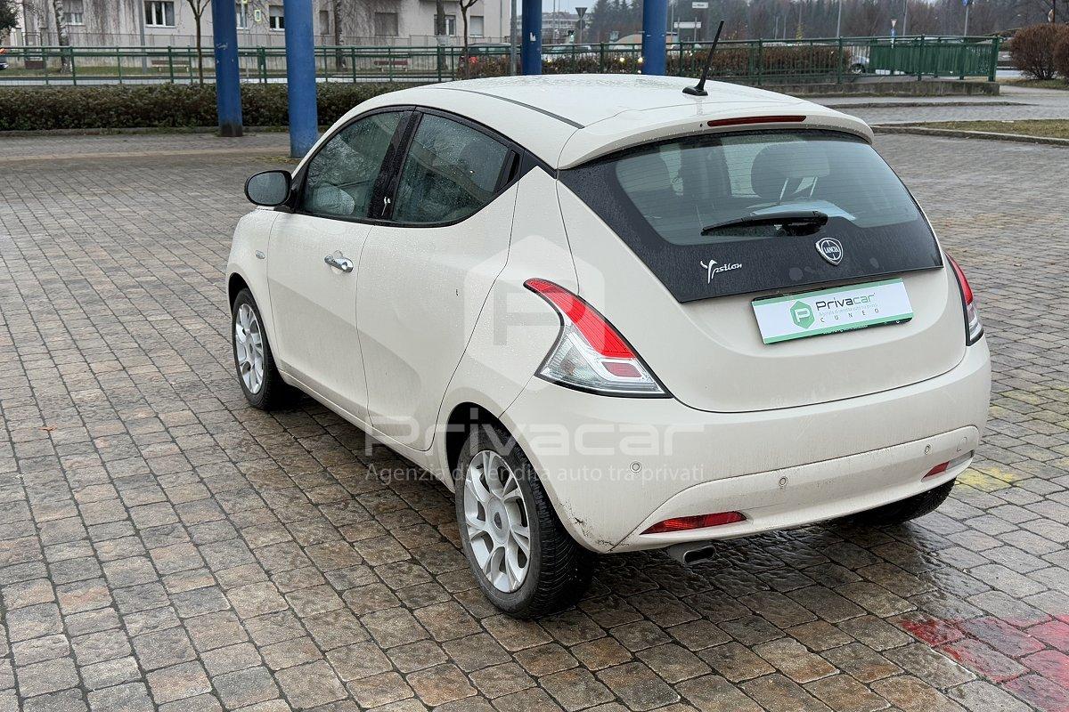 LANCIA Ypsilon 1.2 69 CV 5 porte Silver