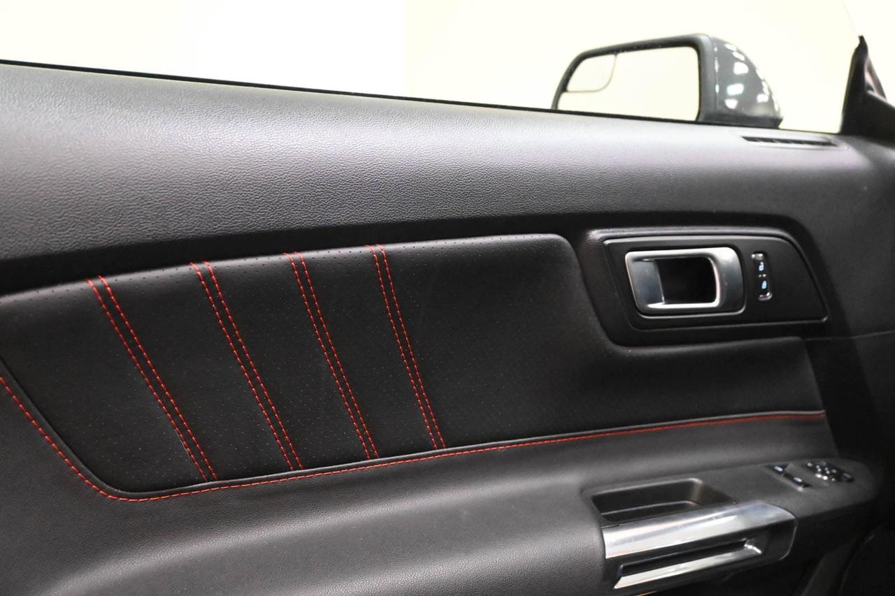 FORD Mustang '15-'24 Mustang Convertible 2.3 Ec...