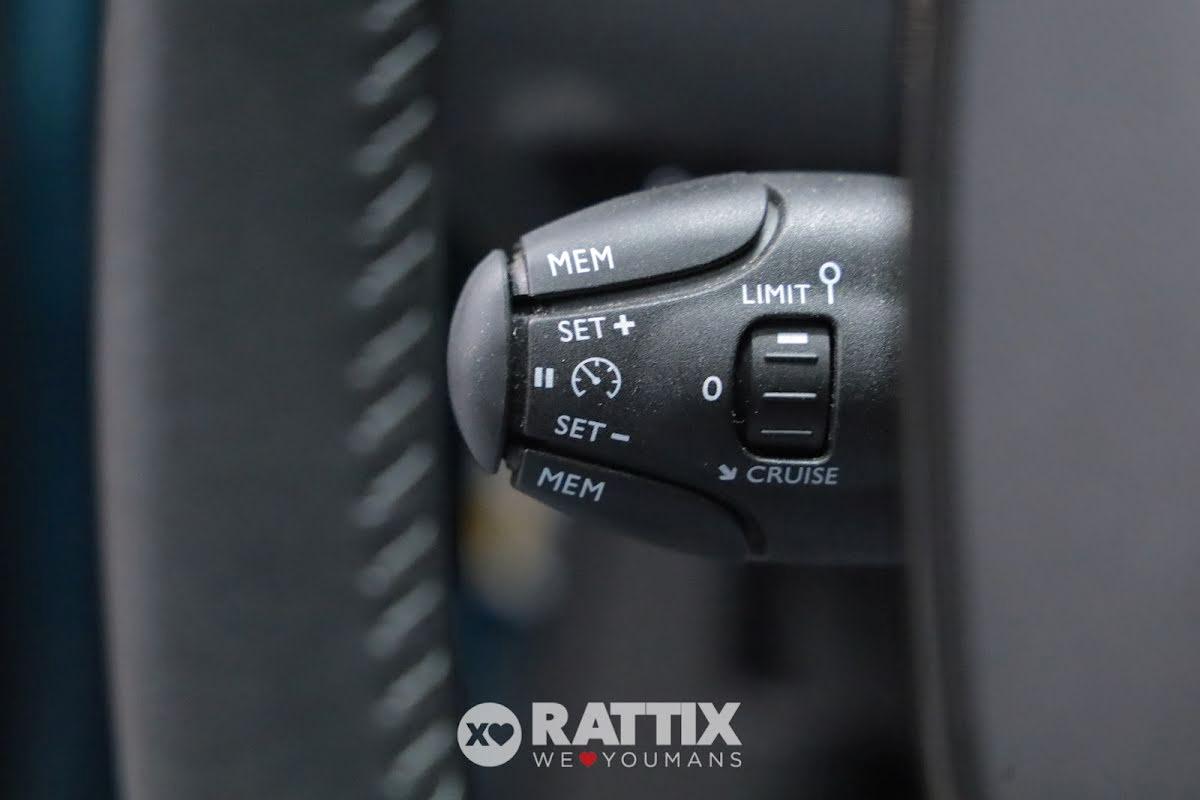 Peugeot 2008 1.2 Puretech 100CV Allure