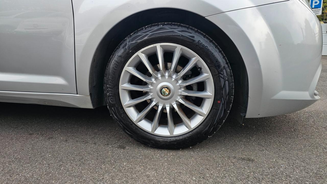 Alfa Romeo MiTo 1.4 105 CV M.air S&S Distinctive -OK NEPATENTATI-