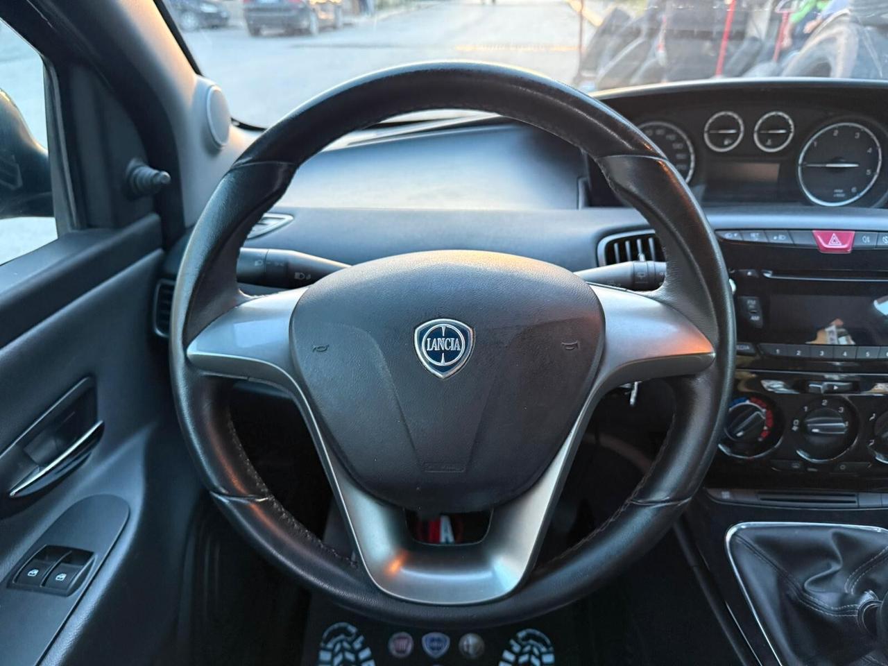 Lancia Ypsilon 1.3 MJT 95 CV Platinum 78000km