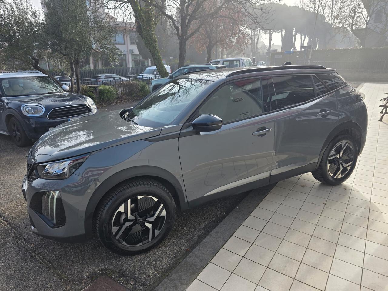 Peugeot 2008 PureTech 130 S&S EAT8 Allure