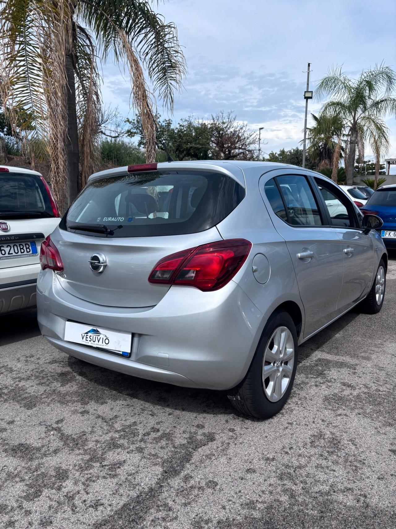 Opel Corsa 1.2 69CV - 2015