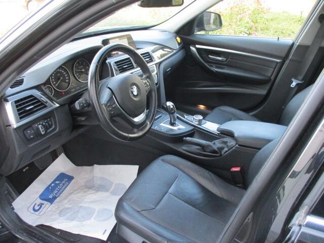 Bmw 320 320d xDrive Luxury