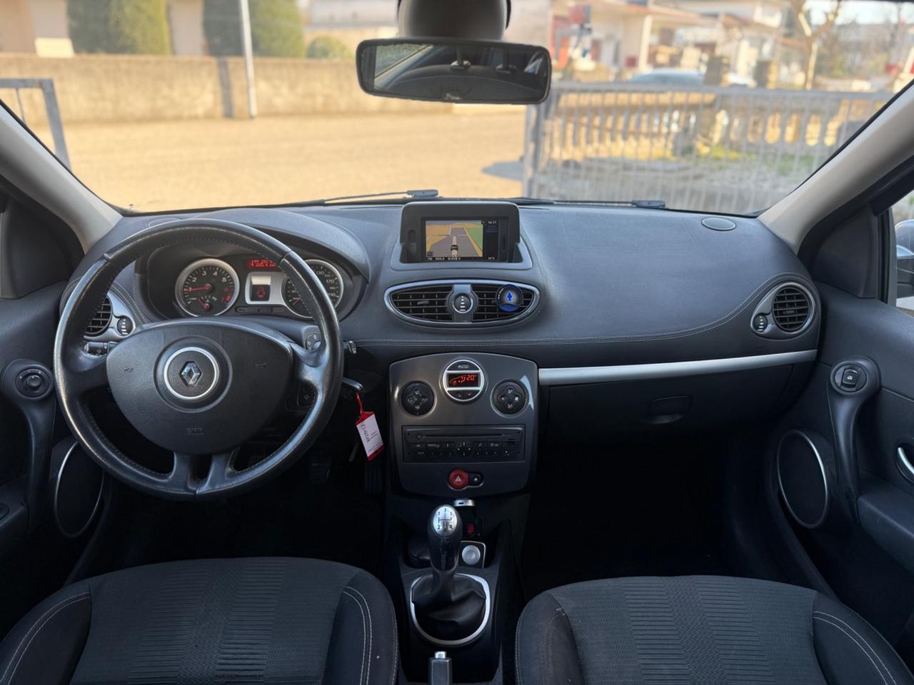 RENAULT CLIO 1.2 BENZINA FULL OPT 2011 UNICO PROP