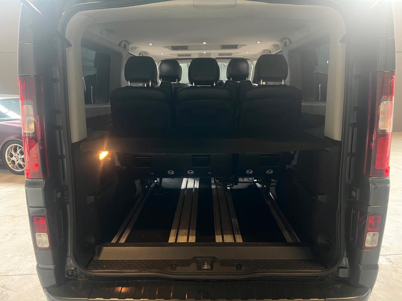 Renault Trafic INTERNI IN PELLE