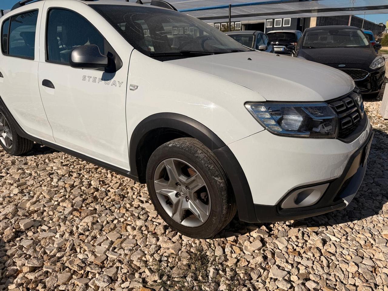 Dacia Sandero Stepway 1.0 TCe 100CV ECO-G 15th Anniversary