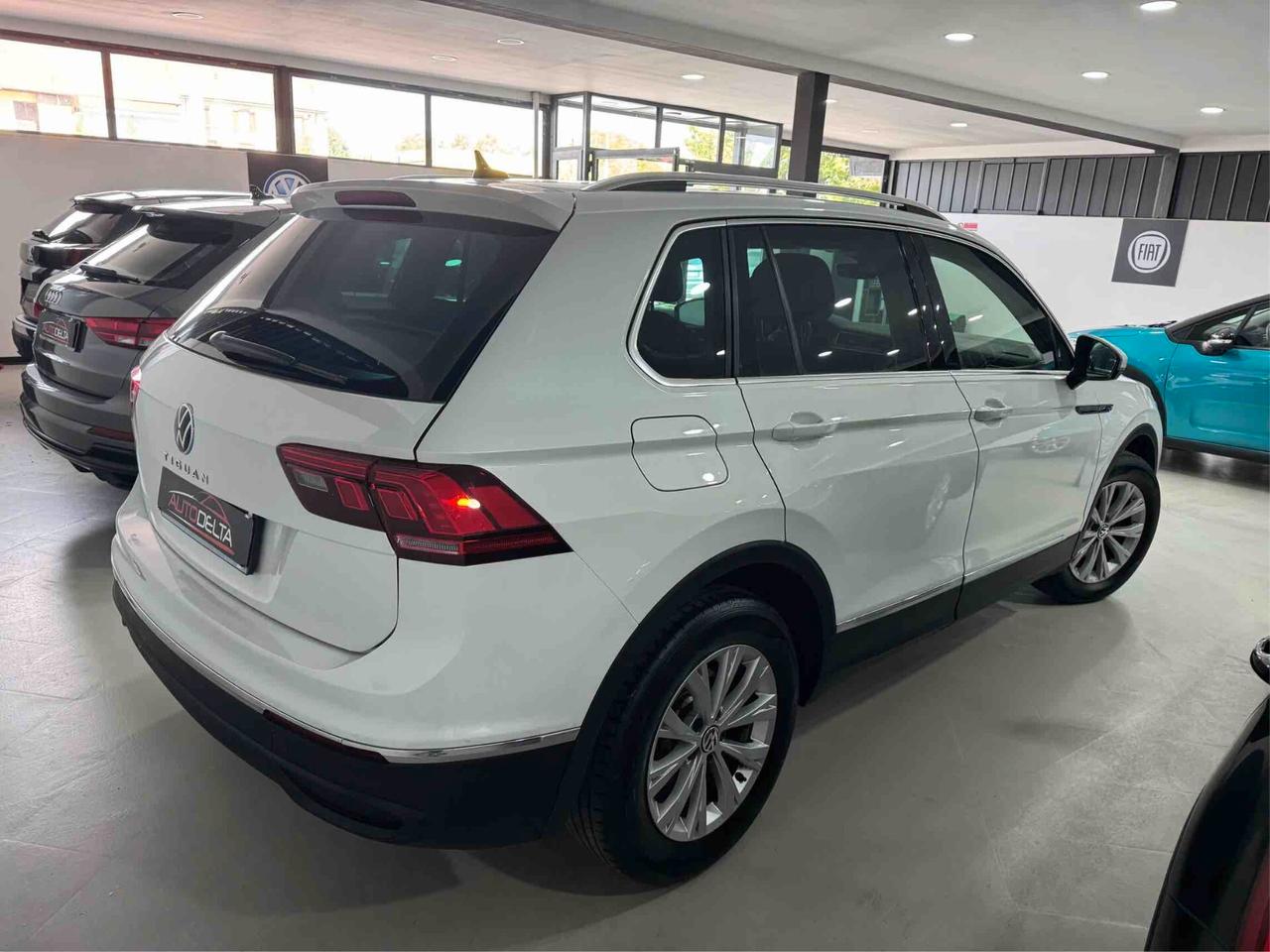 Volkswagen Tiguan Anno 12/2021 2.0 TDI 150 CV SCR DSG Elegance
