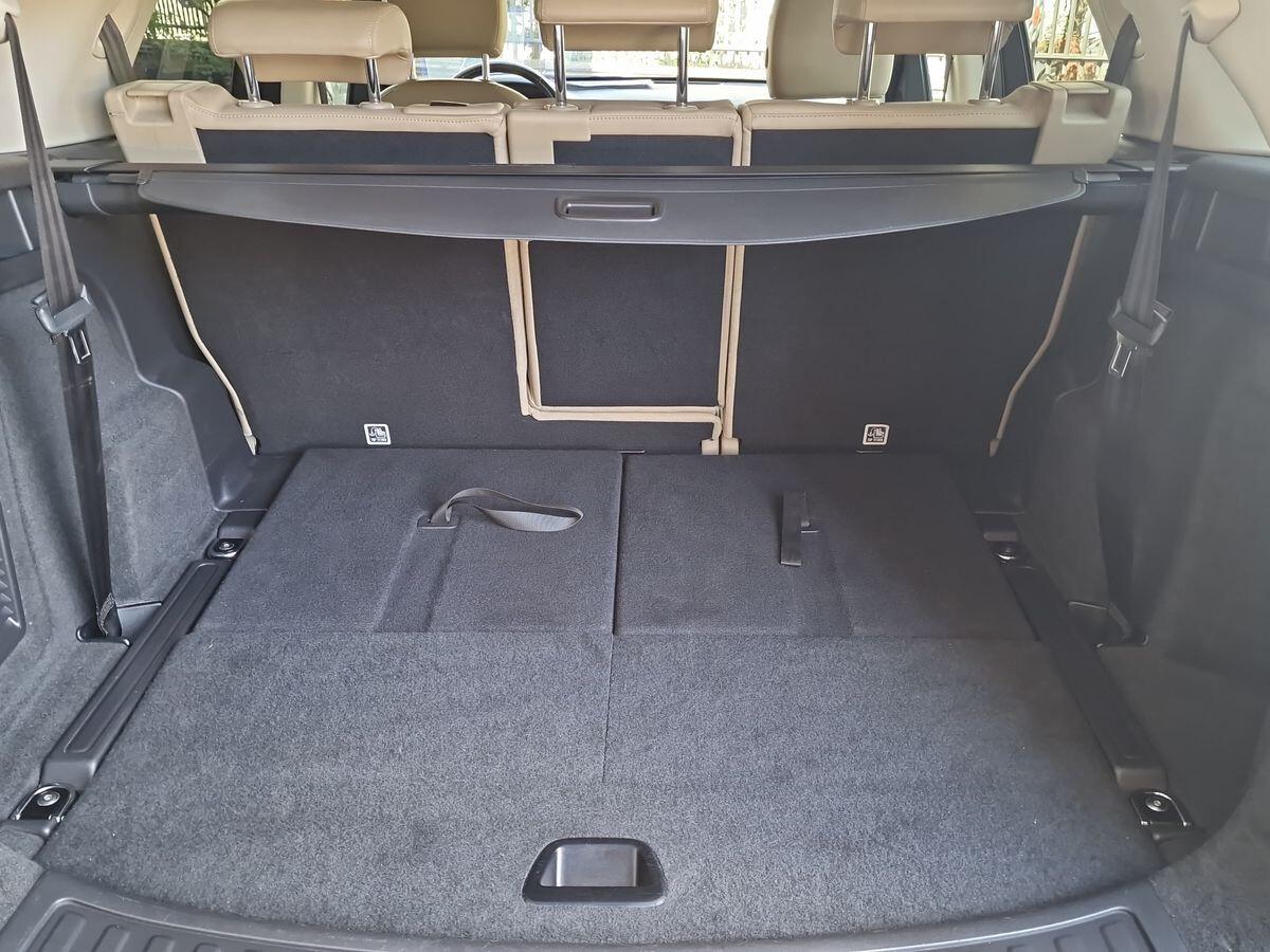 LAND ROVER DISCOVERY SPORT 2.0 PURE