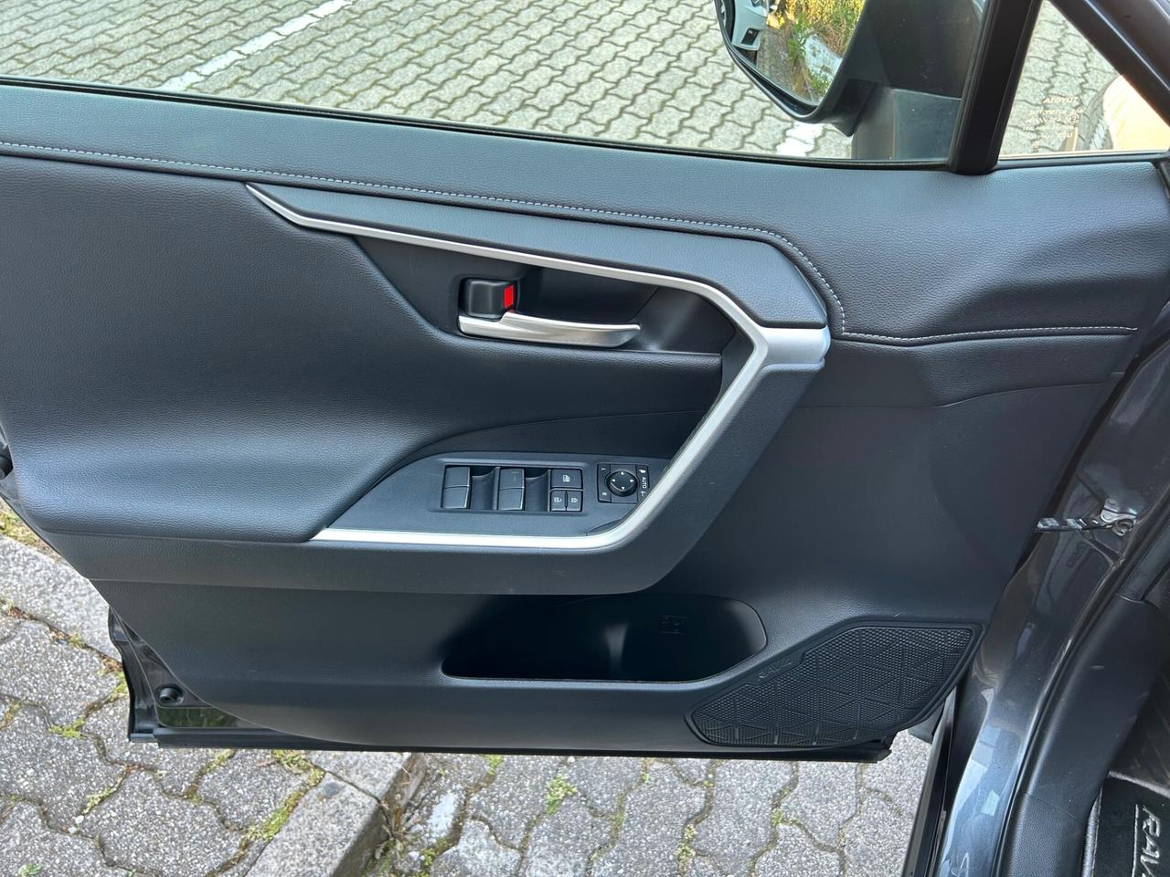 Toyota RAV 4 2.5 vvt-ie h Business 2wd 218cv e-cvt