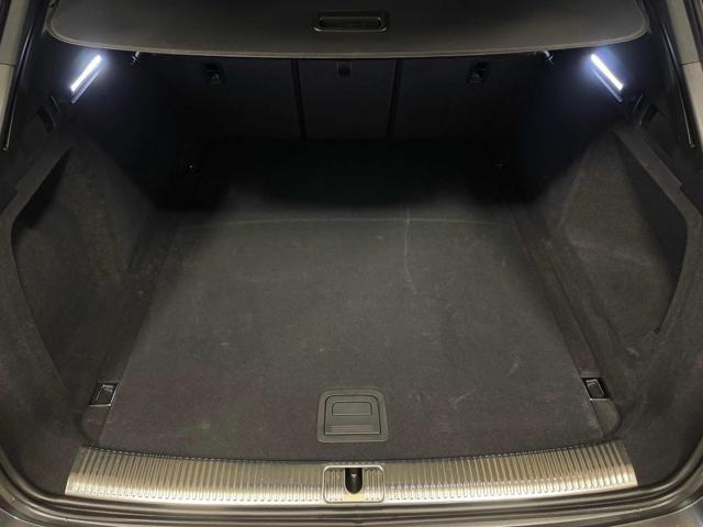 AUDI A4 Avant 40 TDI quattro S tronic S line edition