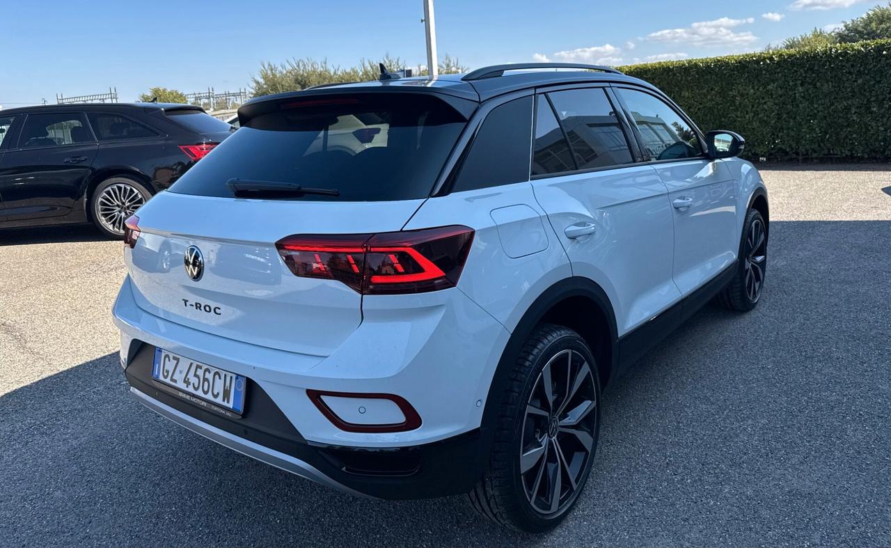 Volkswagen T-Roc 1.5 tsi Style dsg / NO VINCOLI / Fari Matrix