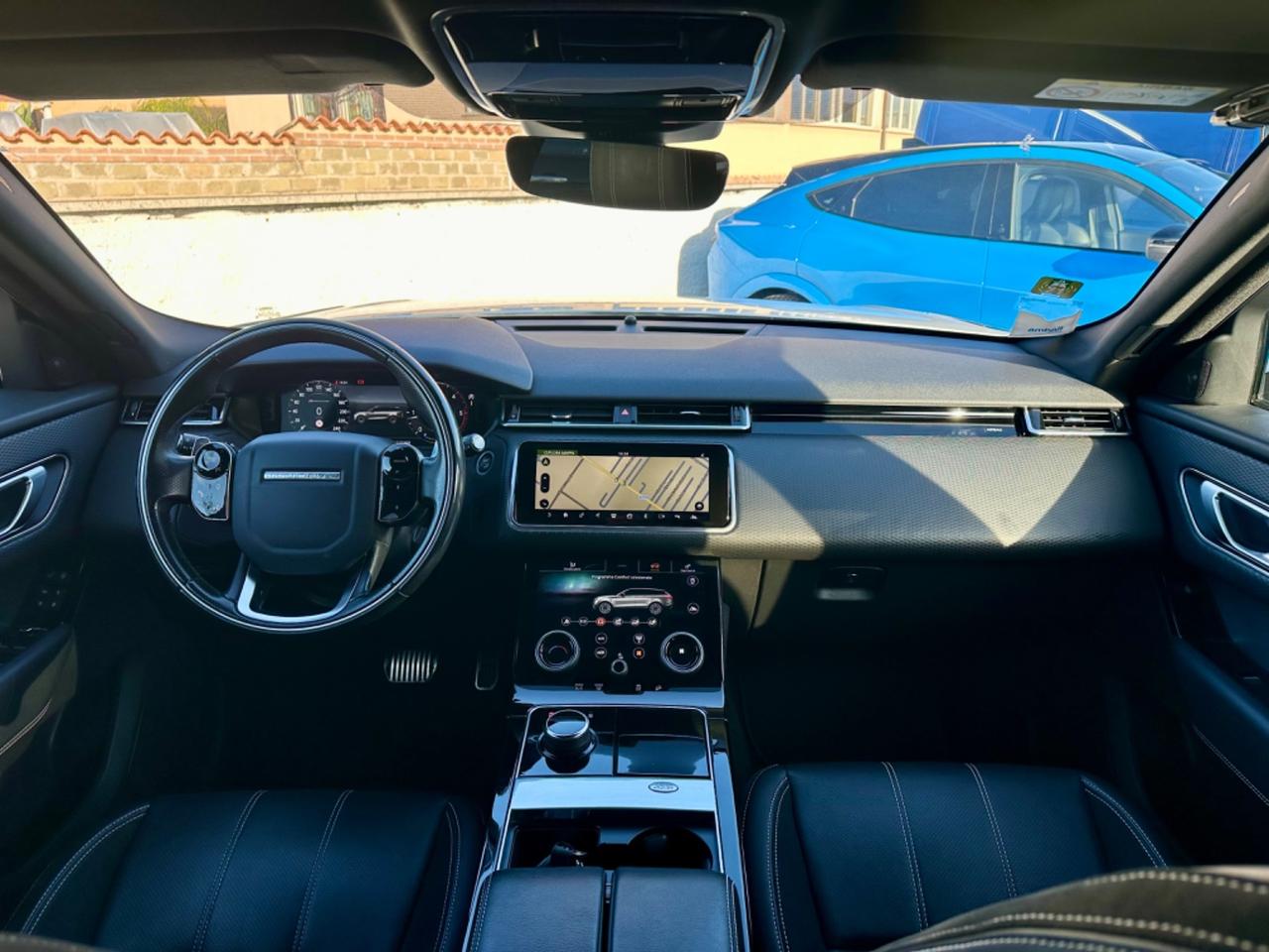 Velar 2.0D I4 240 CV R-Dynamic DEL 2020 PARI AL NUOVO