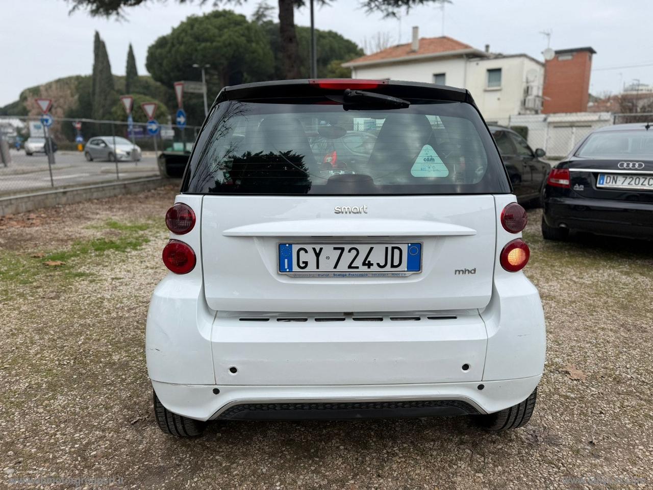 SMART fortwo 1000 52 kW MHD coupé passion