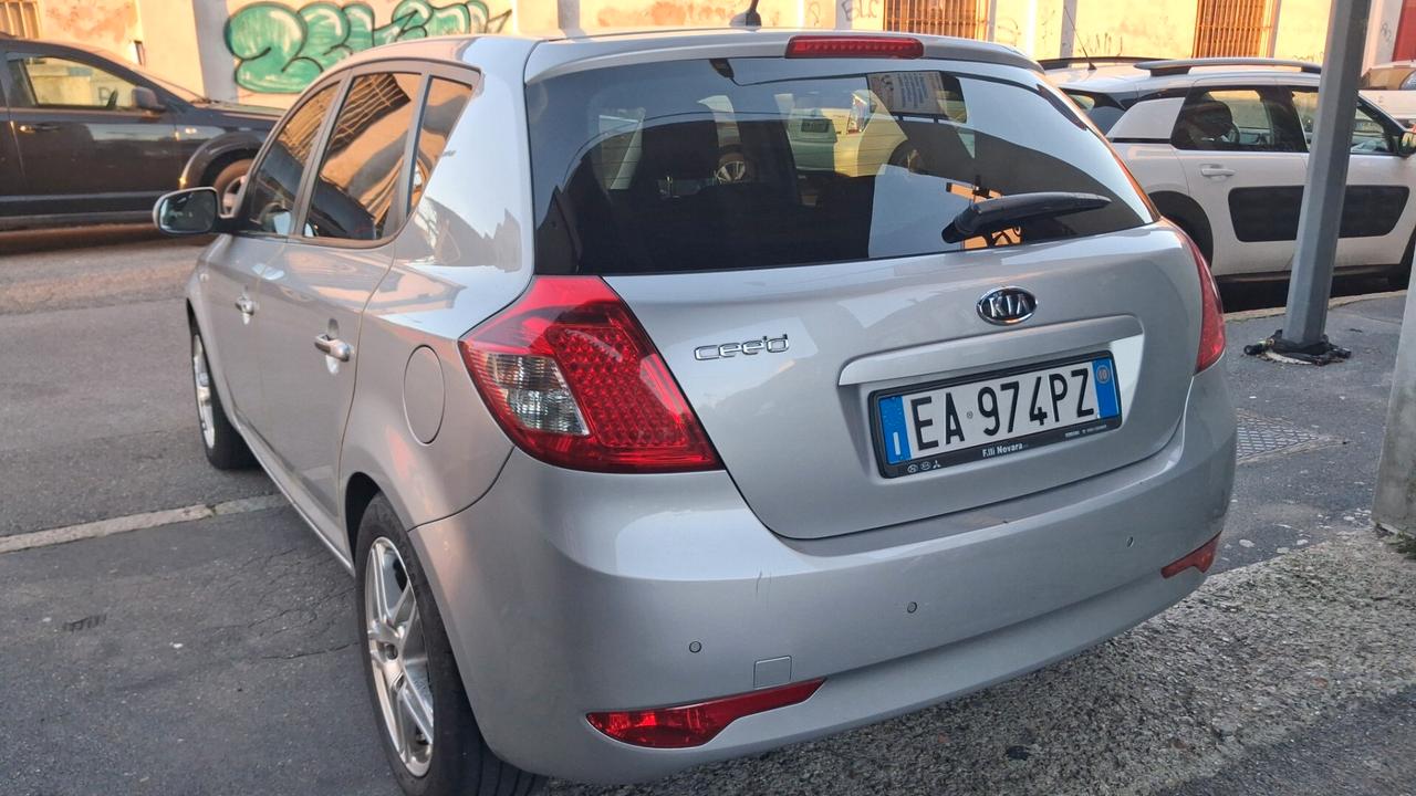 Kia Ceed cee'd 1.4 90CV 5p. EX Bi-Fuel