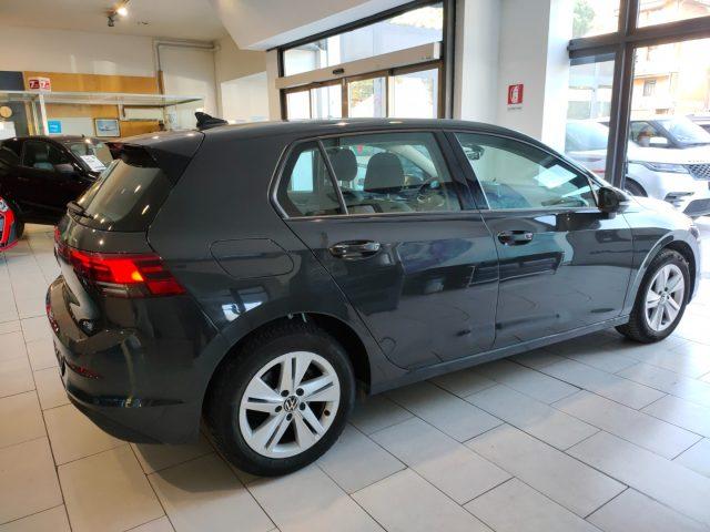 VOLKSWAGEN Golf 1.0 eTSI Automatic DSG EVO Life 110 Cv