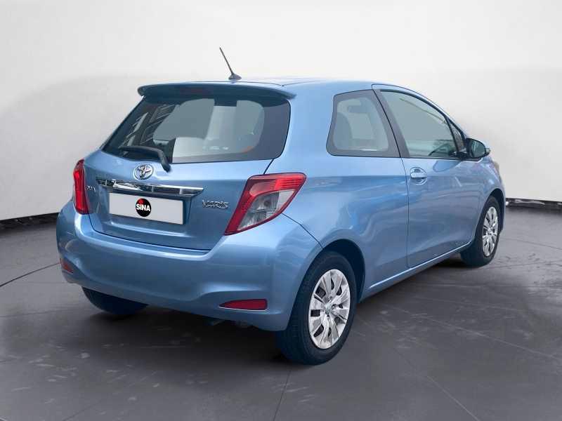 TOYOTA Yaris 1.0 3p