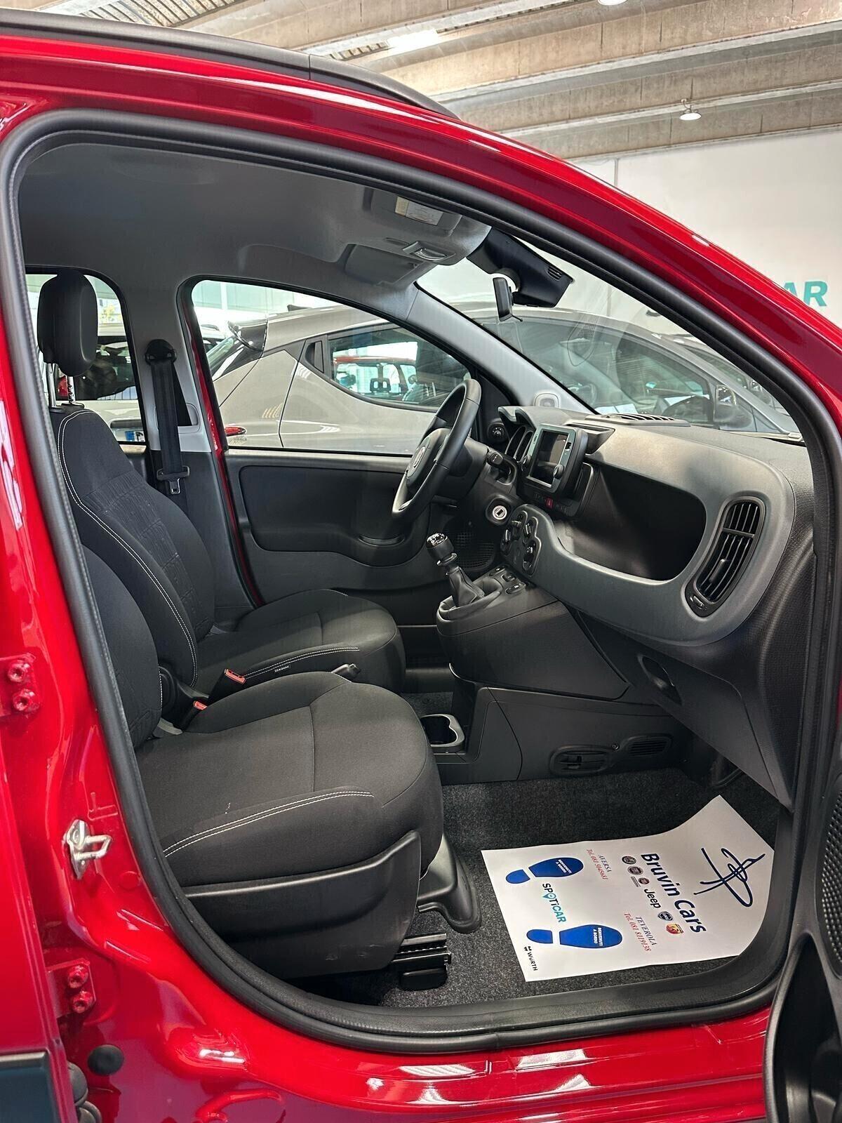 Fiat PANDA CROSS 1.0 HYBRID Km aziendale 2024