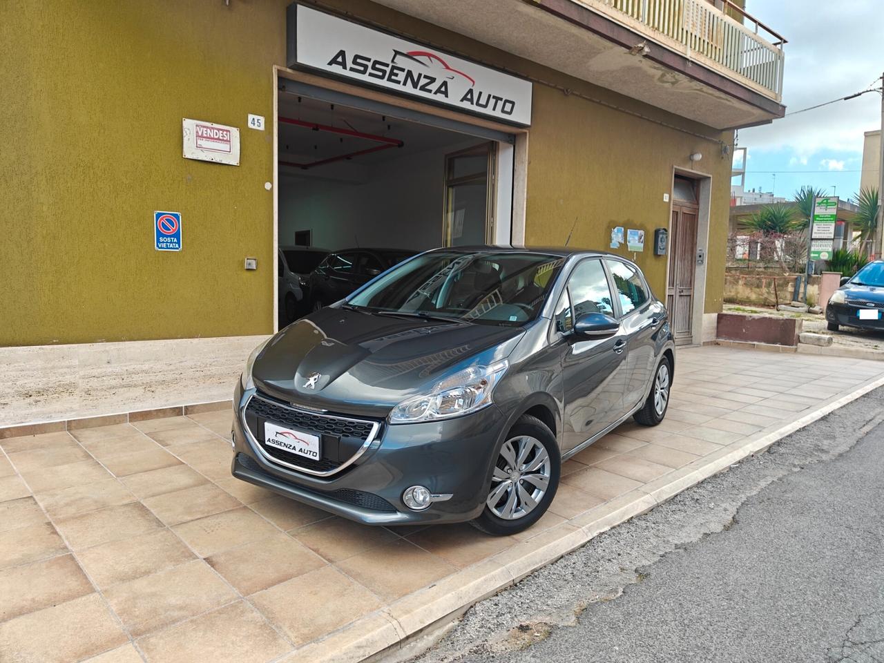 Peugeot 208 1.2 VTI Allure