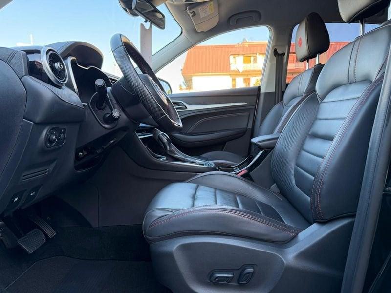 MG ZS 1.0T-GDI Luxury Auto, FULL LED, RETROCAMERA