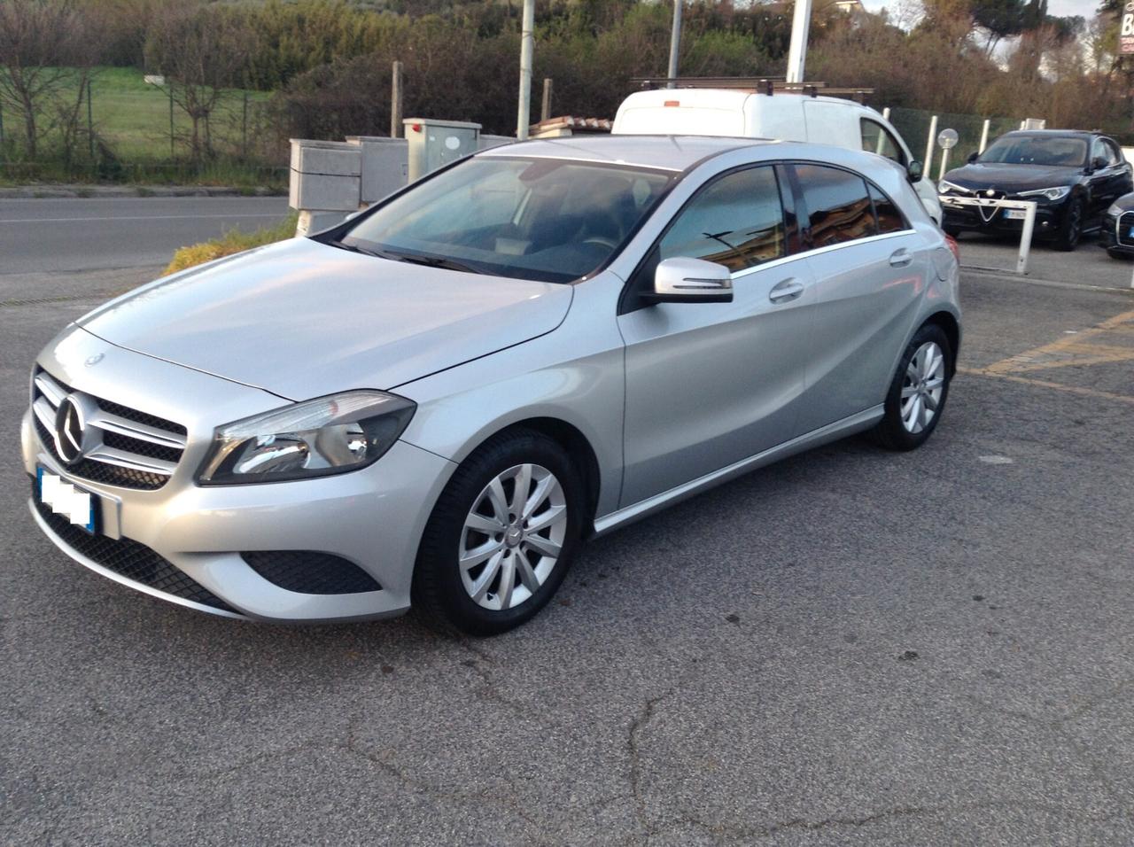 Mercedes-benz A 160 A 160 CDI Sport BELLISSIMA!!! PELLE ETESSUTO, SPECCHI RICHIUDIBILI, NAVI, ADATTA A NEOPATENTATI!!!