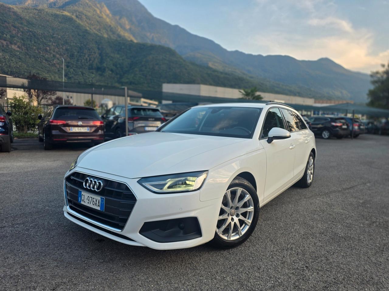 Audi A4 Avant 30 TDI/136 CV S tronic Business